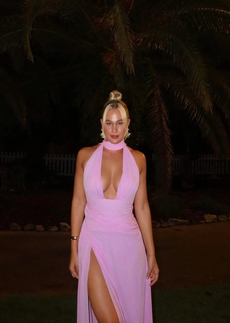 Antonia - Pink