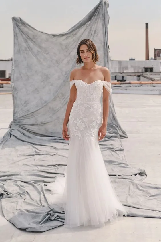 Best-Selling Jenny Yoo Adrienne Gown  Dont Miss Out!