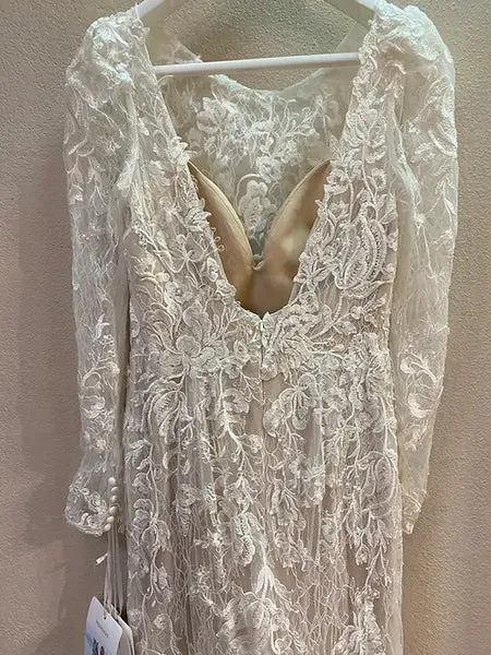 Bestseller Pronovias Panjin Gown  Almost Gone!
