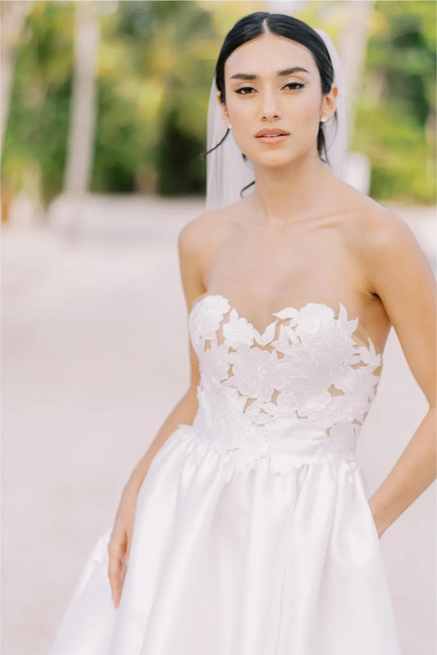 Bestseller Wtoo by Watters Jordy Gown  Stylish & Comfortable