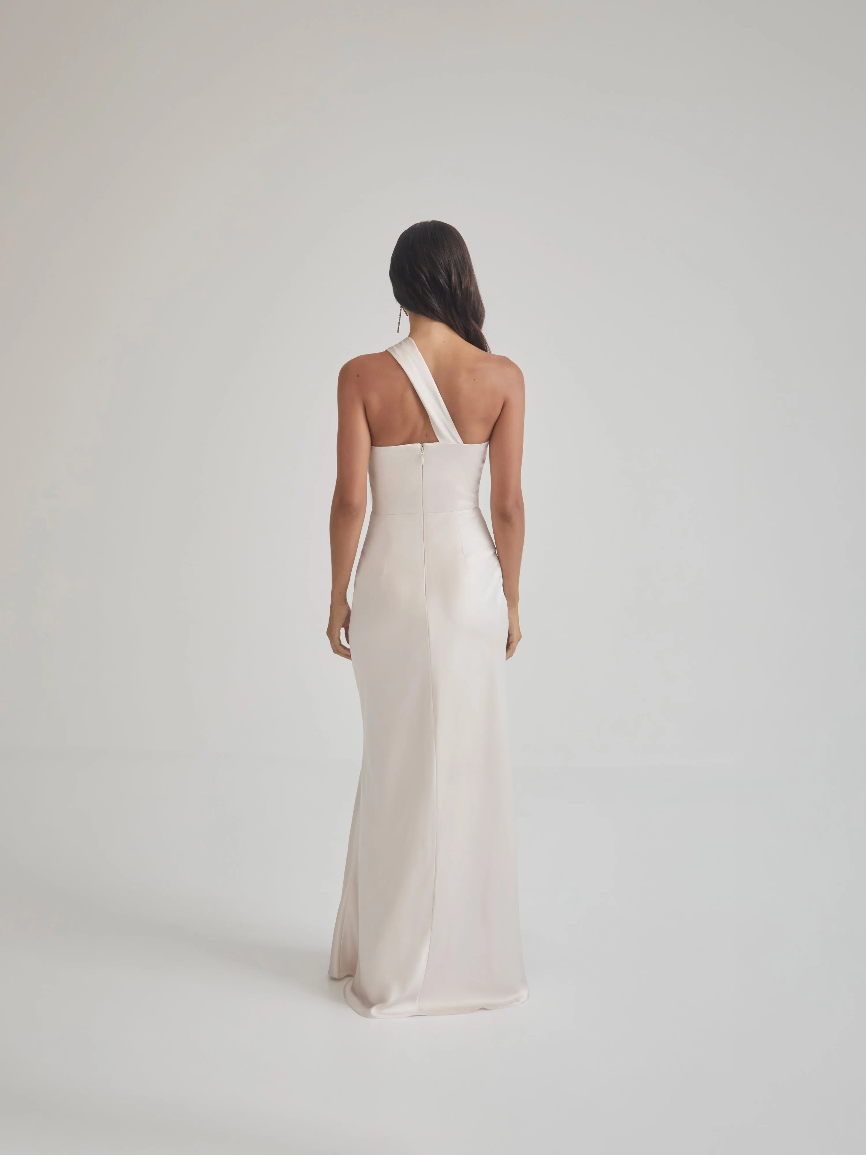 BestSelling JOVANA GOWN SHEIKE  Almost Sold Out!