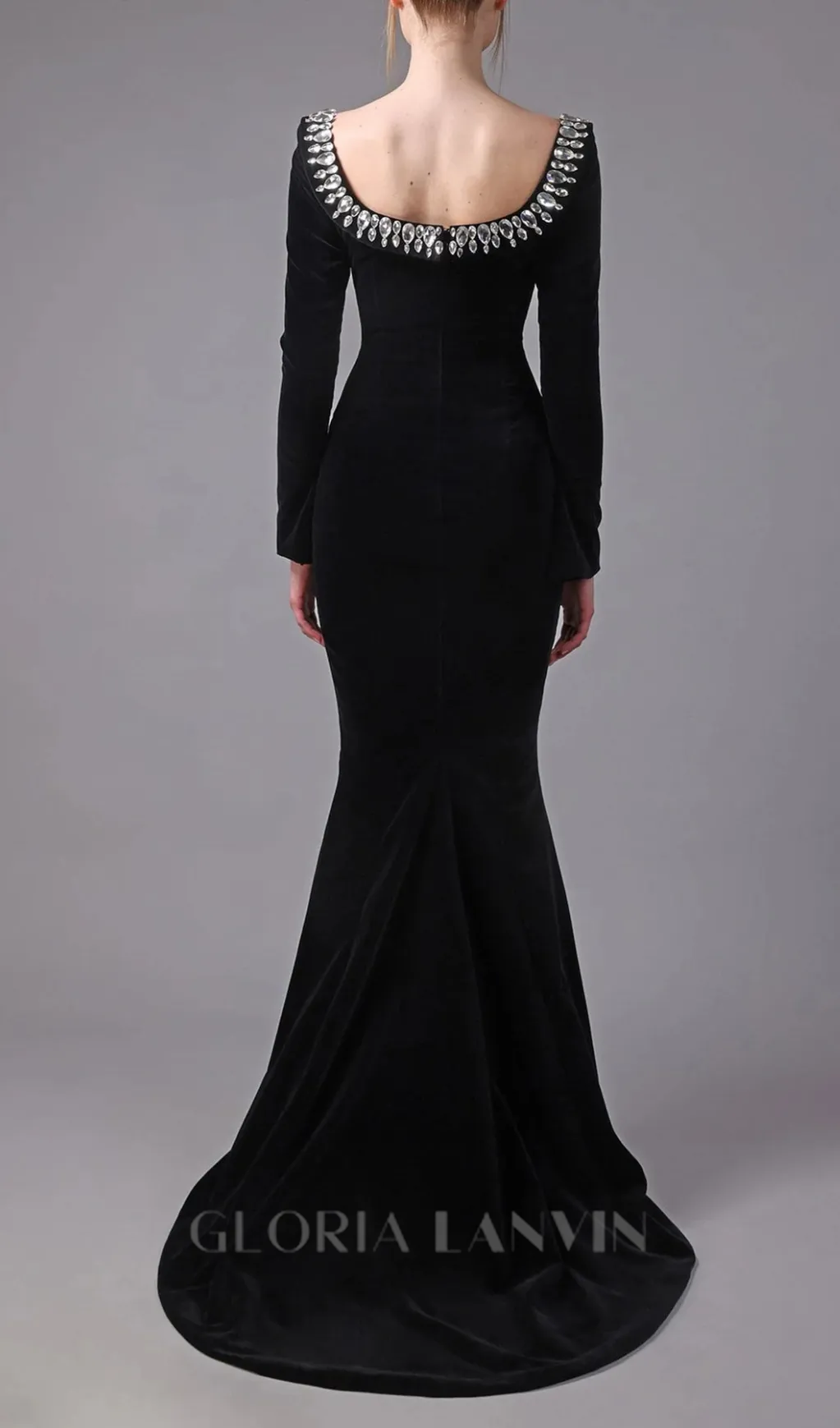 black crepe gown with crystal neckline Gloria Lanvin
