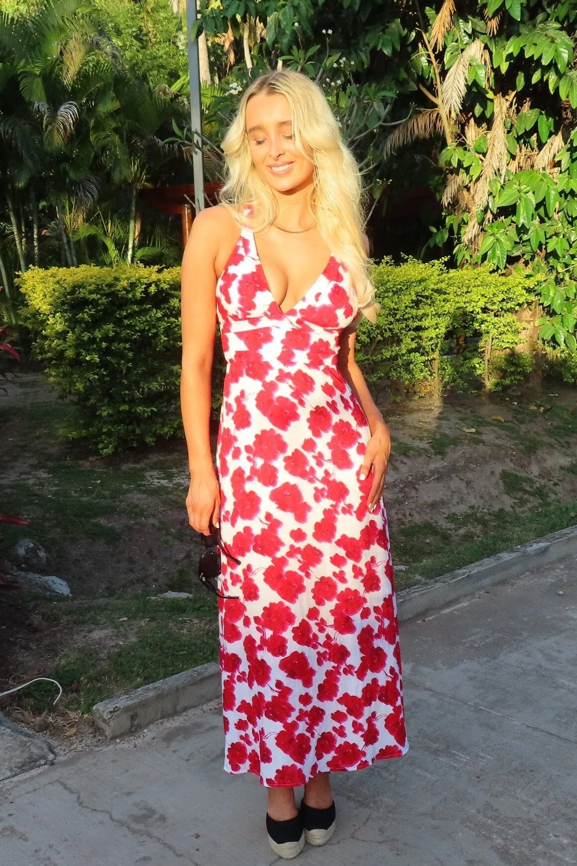 Bonita Vee Dress