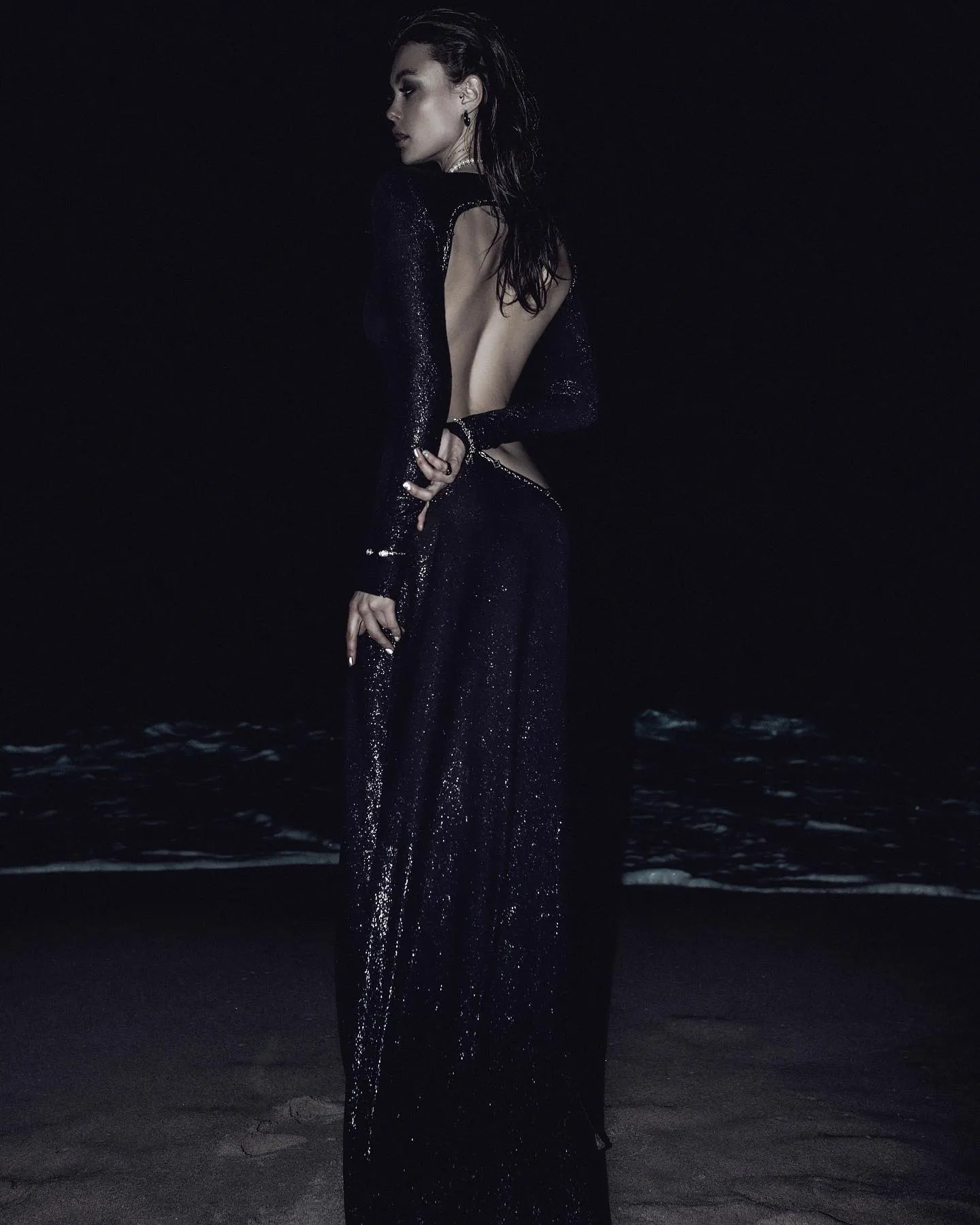 CUT OUT BACKLESS GOWN IN BLACK Gloria Lanvin
