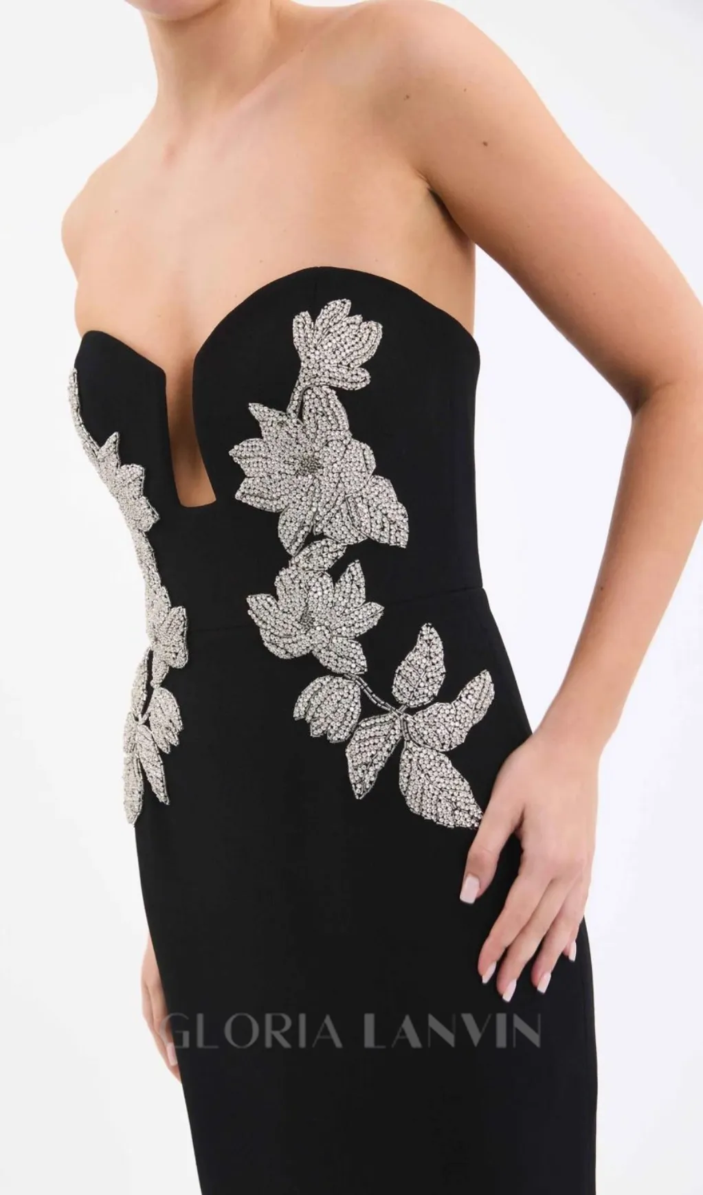 DIAMANTE EMBELLISHED CREPE BLACK GOWN Gloria Lanvin