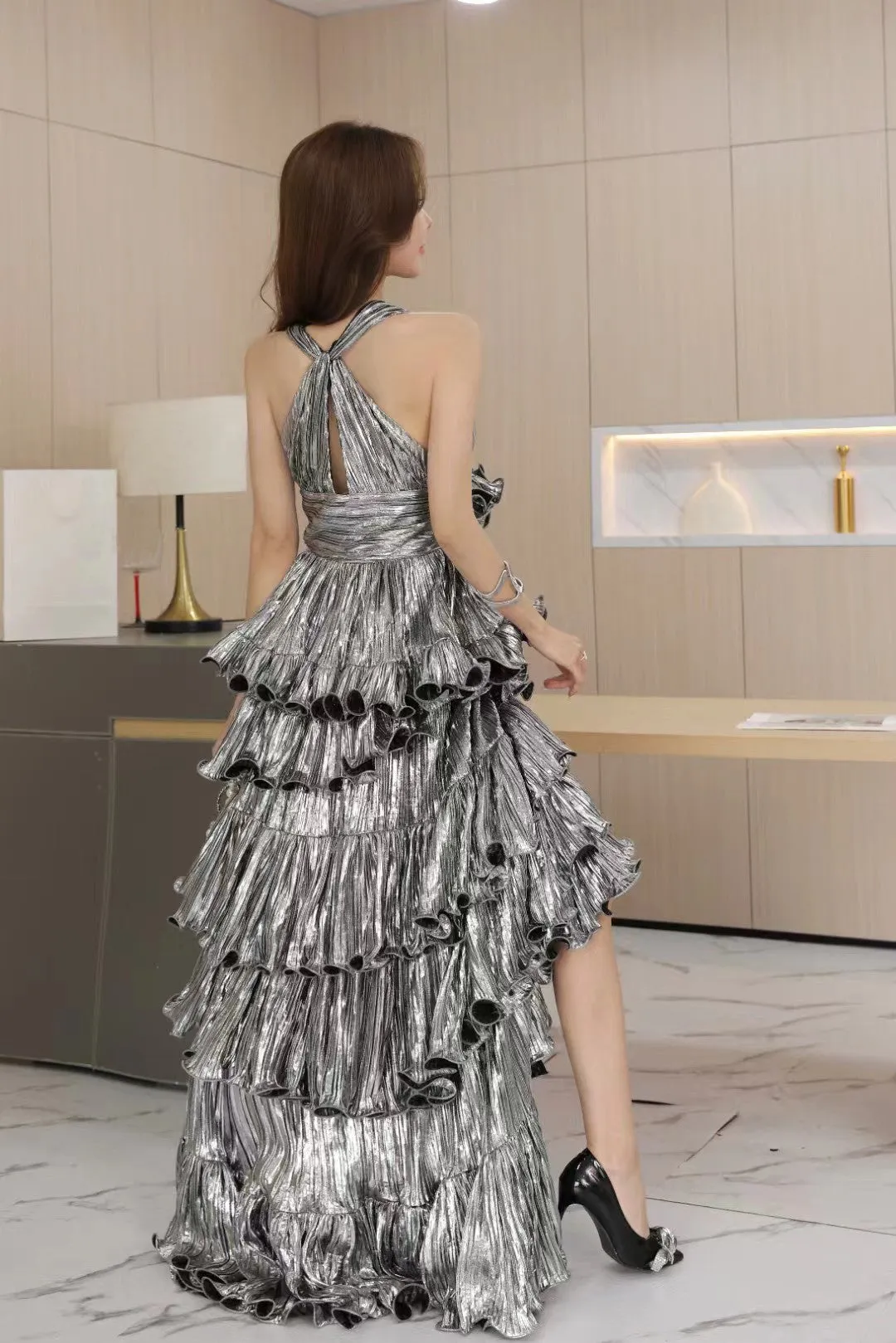 Editors Choice Elegant Evening Formal V-neck Sleeveless Dress  Limited Availability!