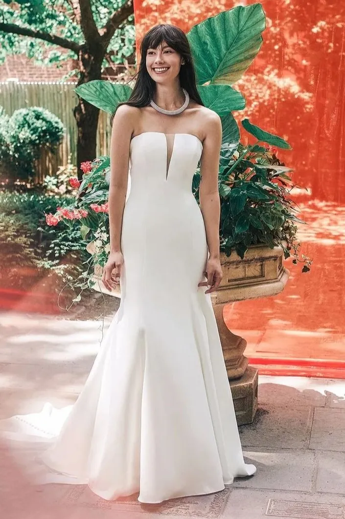 Editors Pick Madison James - Logan MJ805 Gown  Stylish & Comfortable