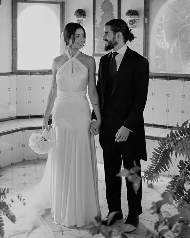 Editors Pick Pronovias Antalya Gown  Going Fast!
