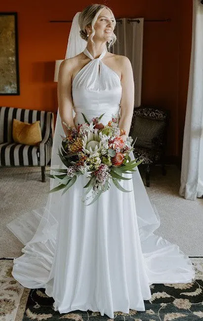 Editors Pick Pronovias Antalya Gown  Going Fast!