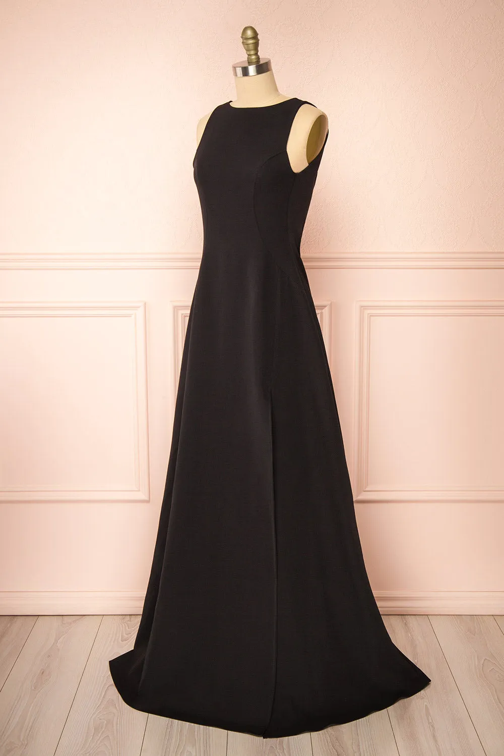 Elenova Black | High Neck Gown w/ Train