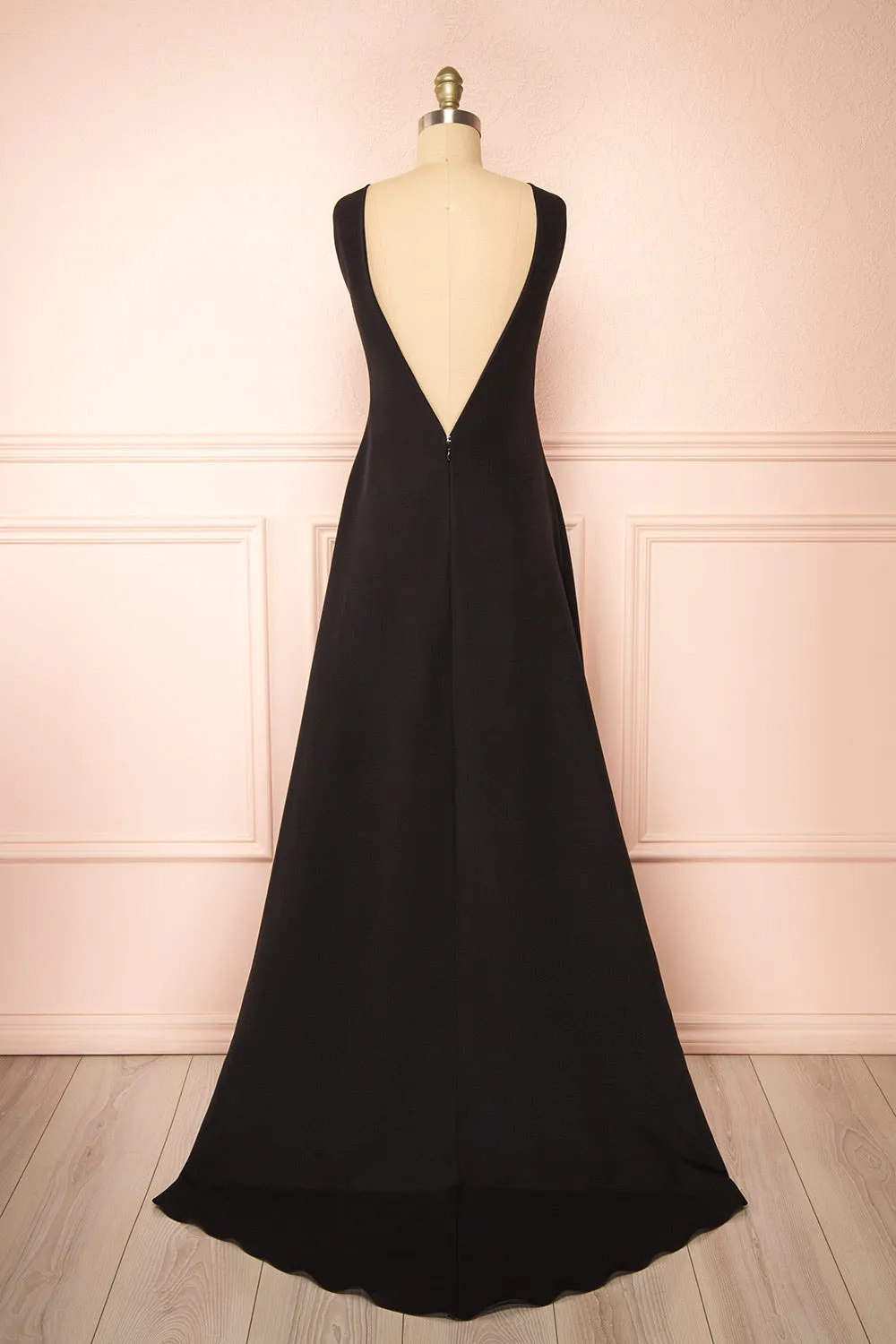 Elenova Black | High Neck Gown w/ Train