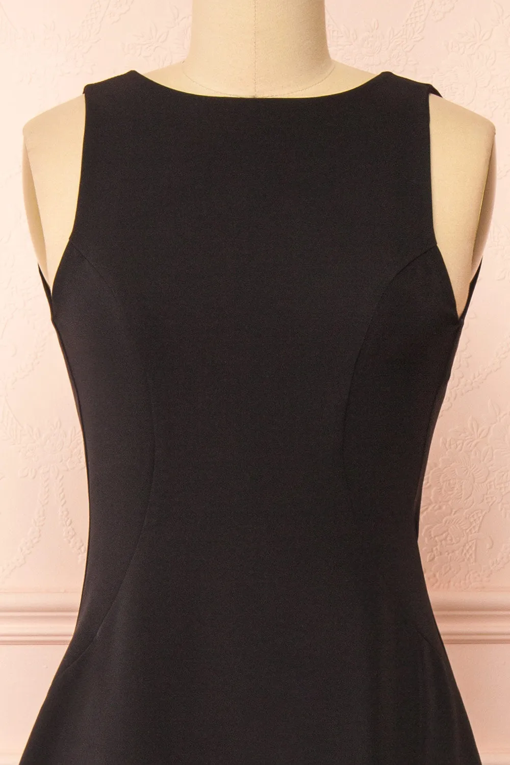 Elenova Black | High Neck Gown w/ Train