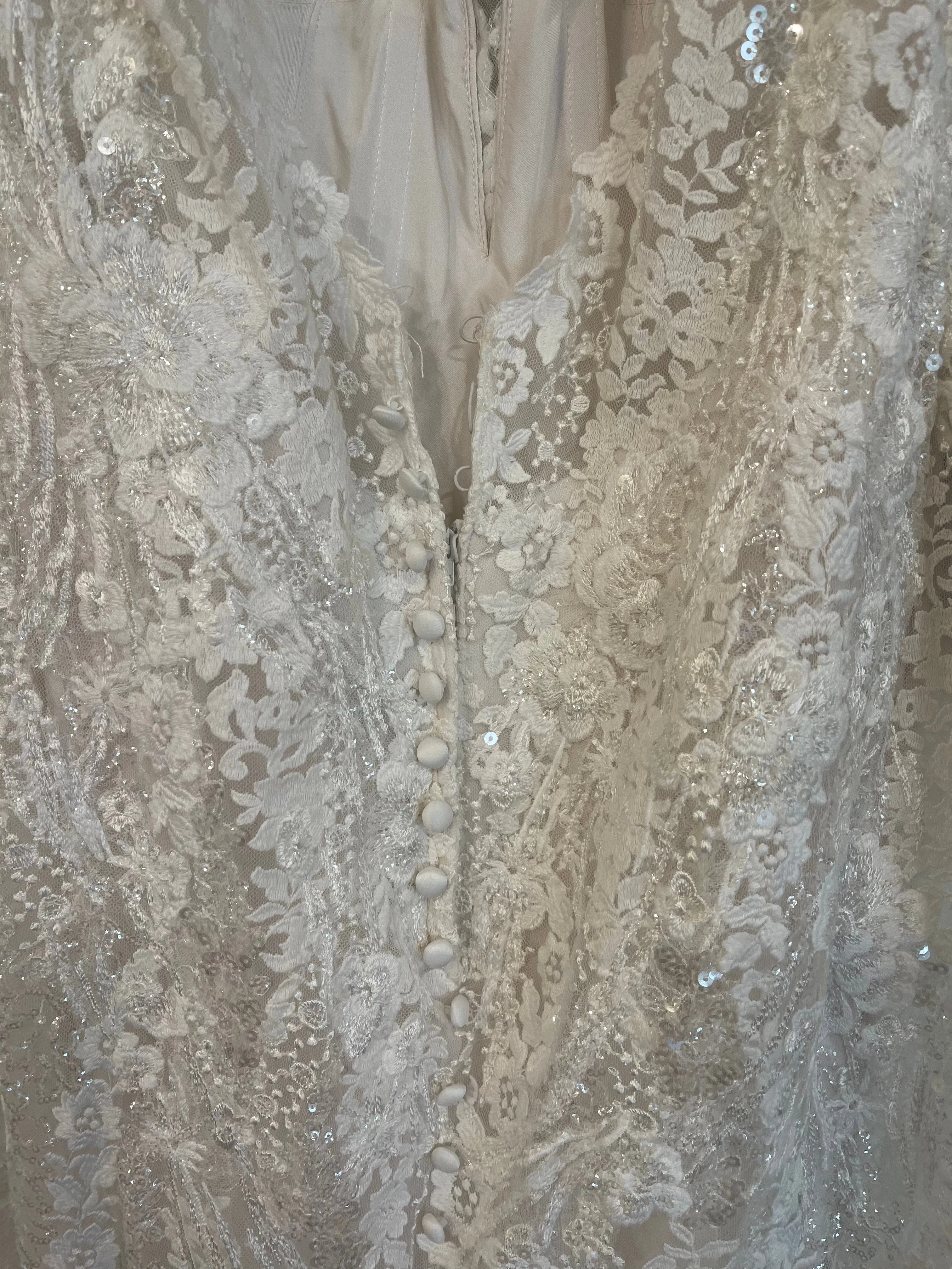 Exclusive Allure Bridals - 9618 Wedding Gown  Last Few Pieces!