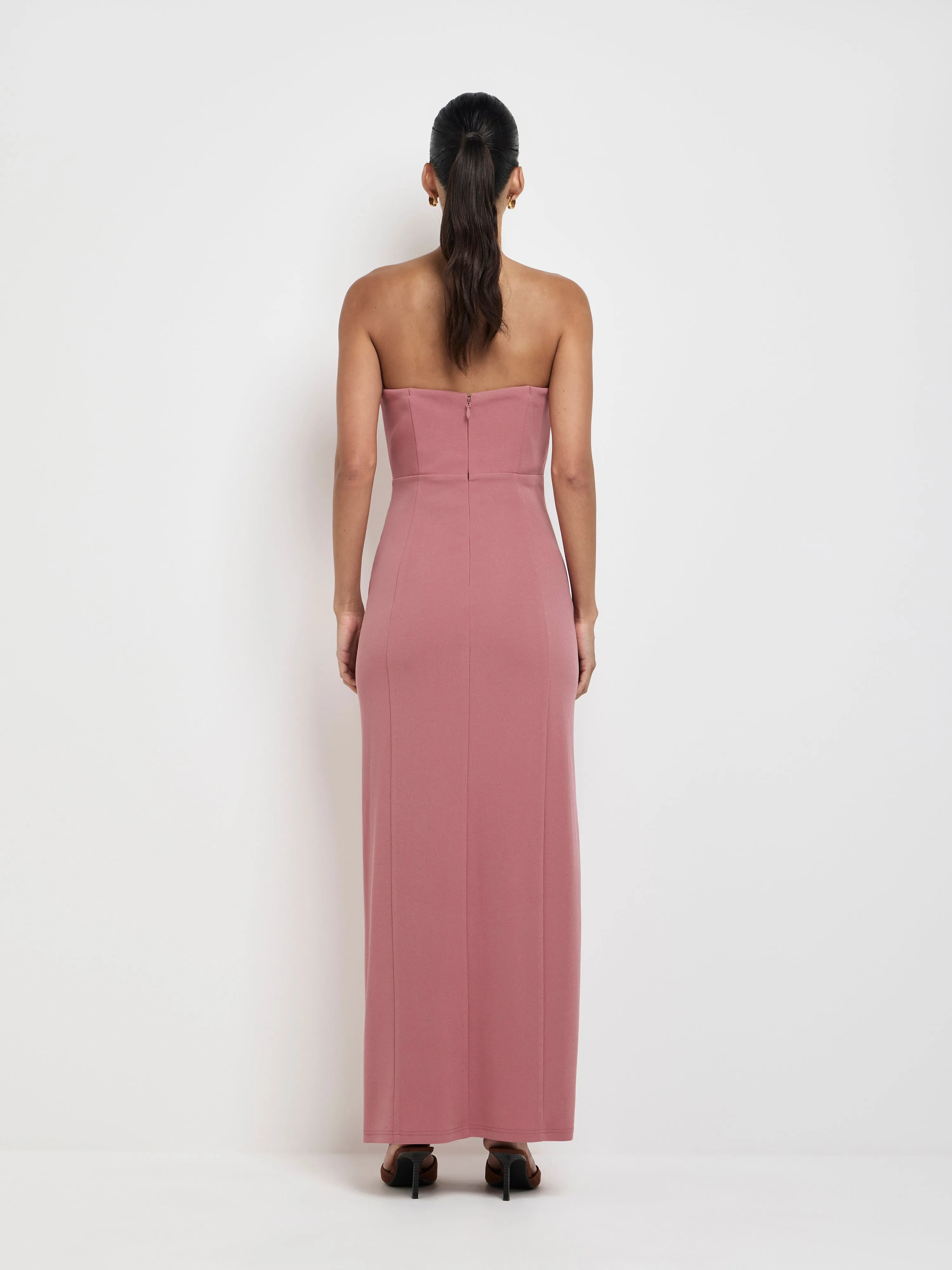 Exclusive RENI GOWN SHEIKE  Ends Soon!