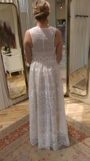 Flash Sale BHLDN Etoile Teagan Gown  Last Chance!