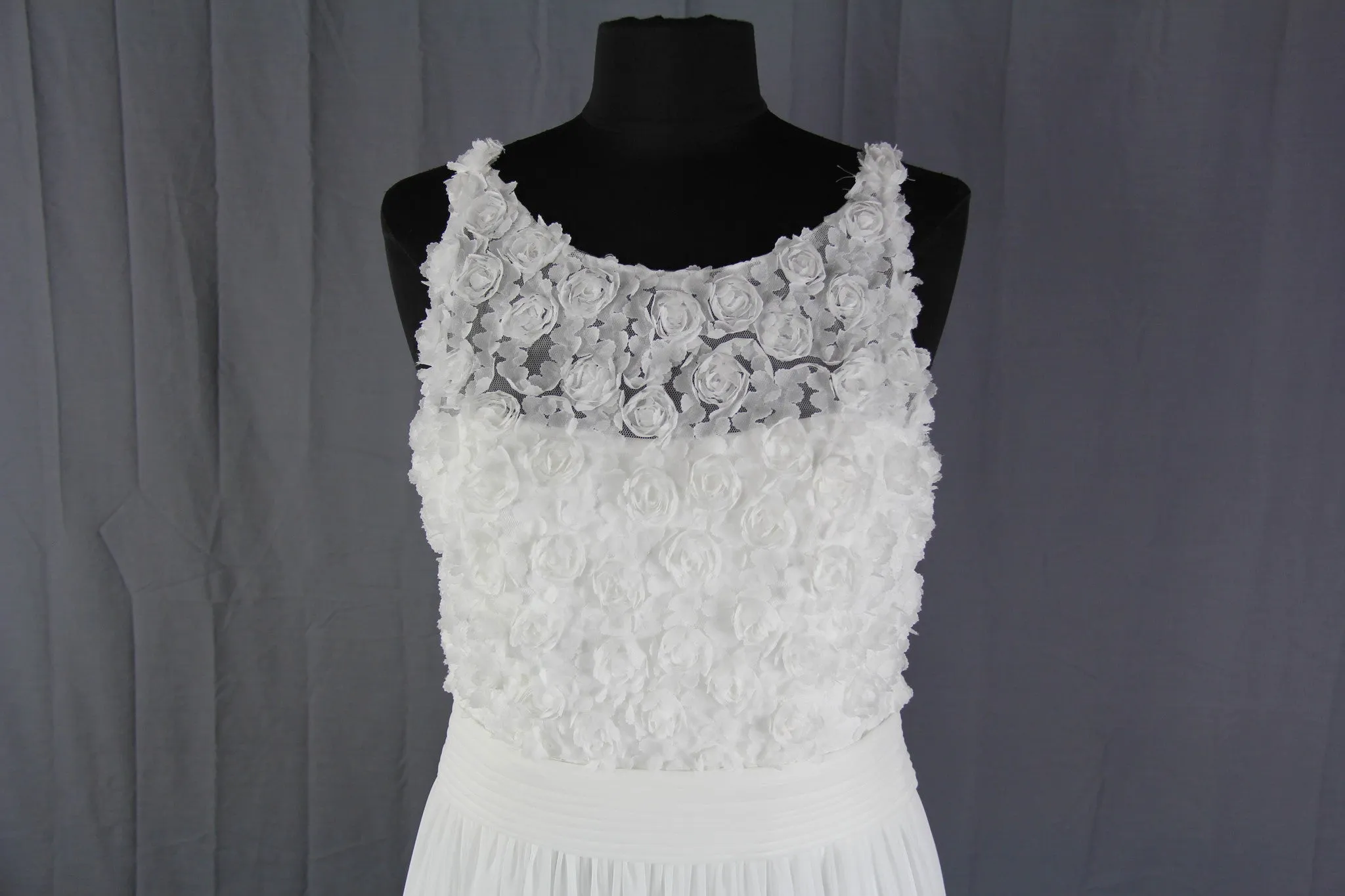 Hot Deal San Patrick - Australia Sample Gown  Going Fast!