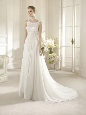 Hot Deal San Patrick - Australia Sample Gown  Going Fast!