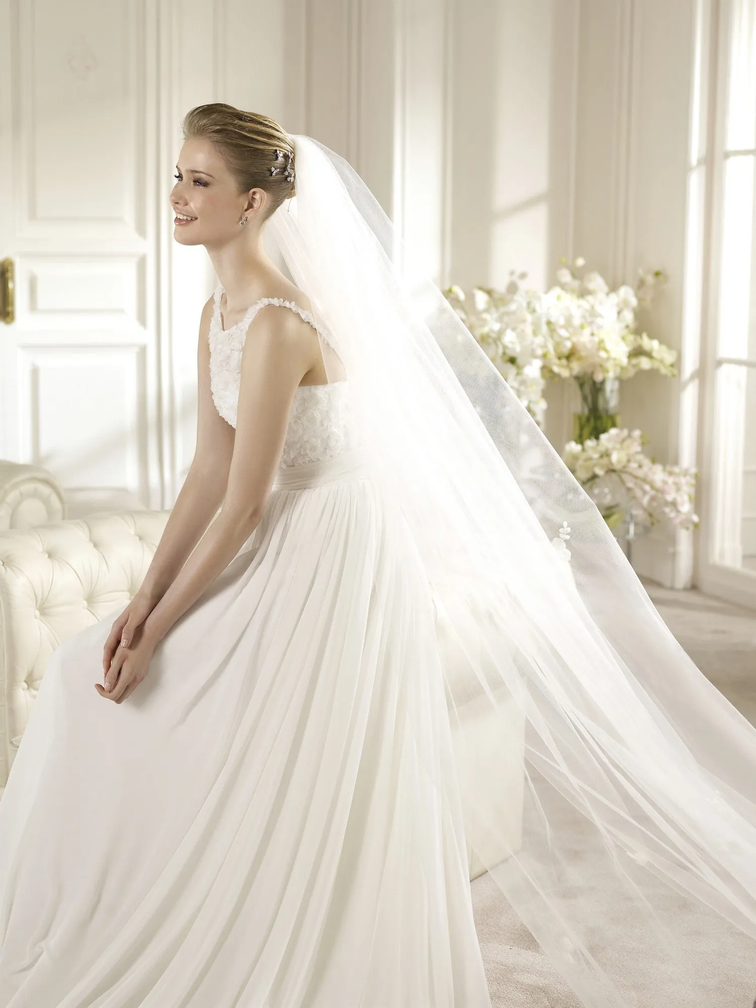 Hot Deal San Patrick - Australia Sample Gown  Going Fast!