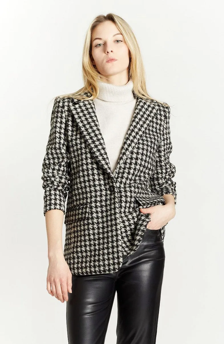Insta-Worthy Boyfriend Blazer with Single Button Fastener  Almost Sold Out!