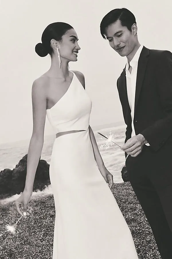 Insta-Worthy Jenny Yoo Blanca Gown  Limited Release!