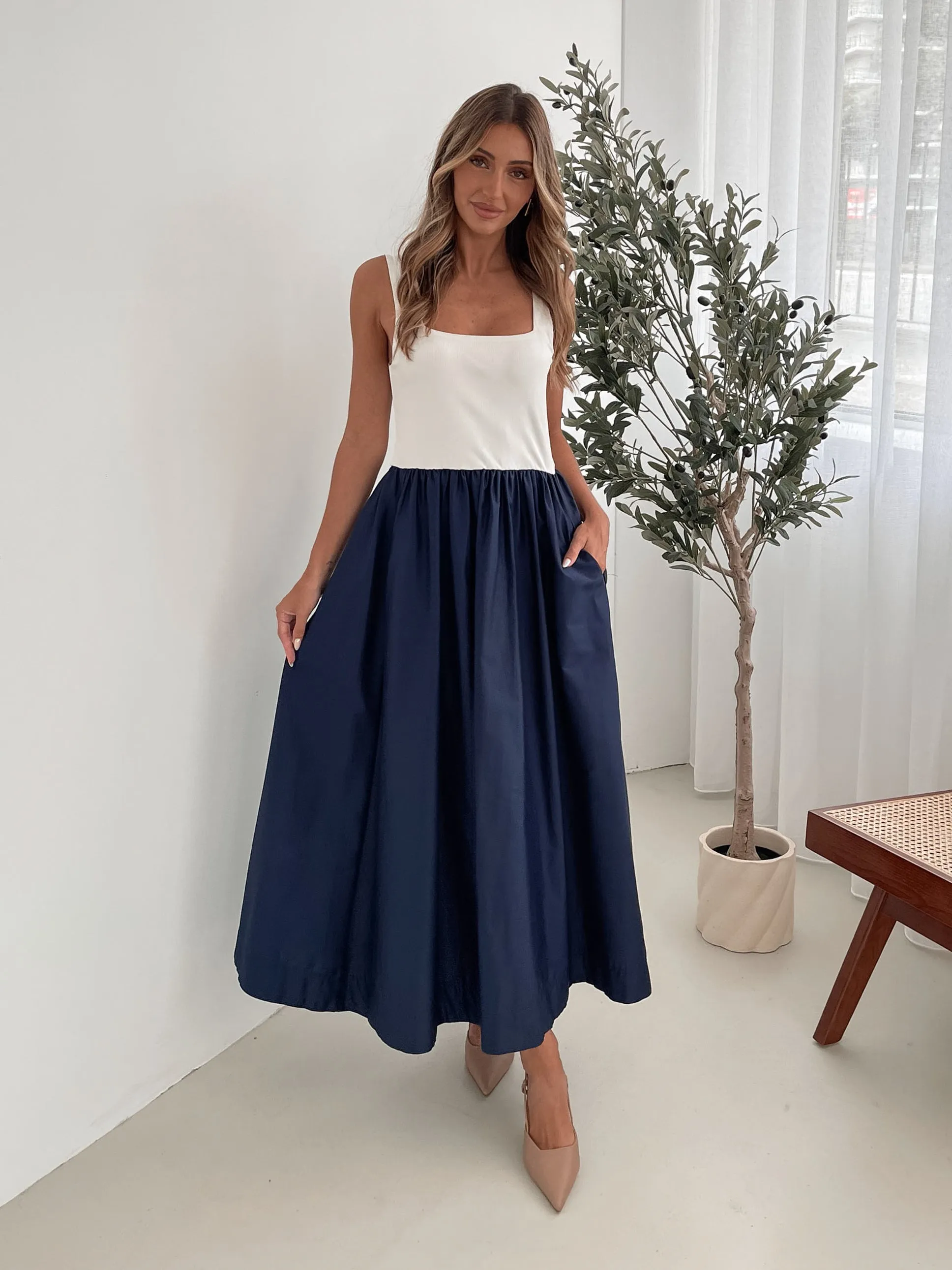Latoya Dress - Navy