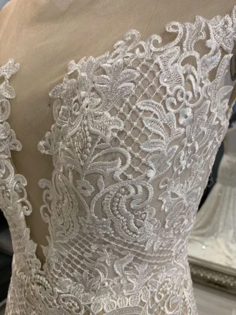 Limited Edition Calla Blanche - Miley 18245 Sample Gown  Dont Miss Out!