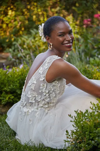 Luxury Feel BHLDN Jenny Yoo Elena Gown  Stylish & Comfortable