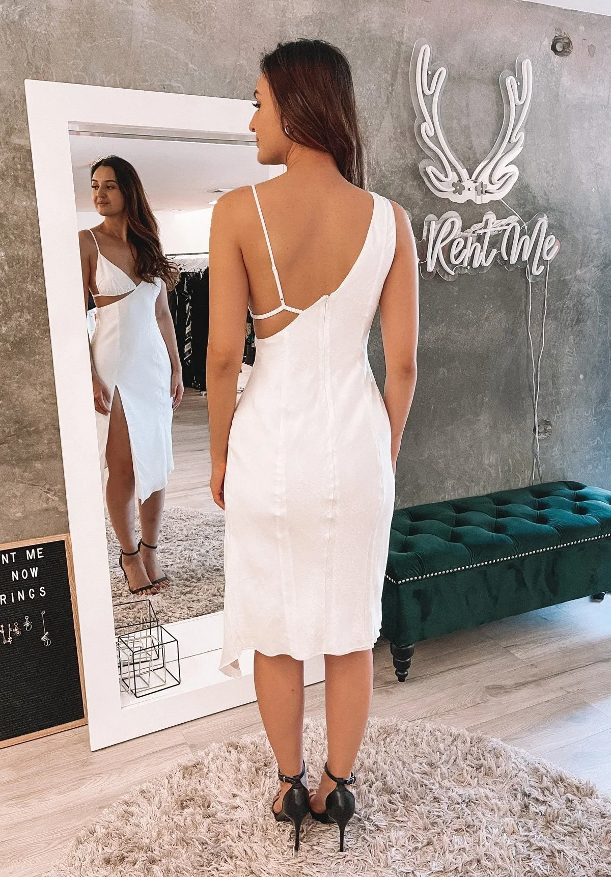 Orisis Dress - White