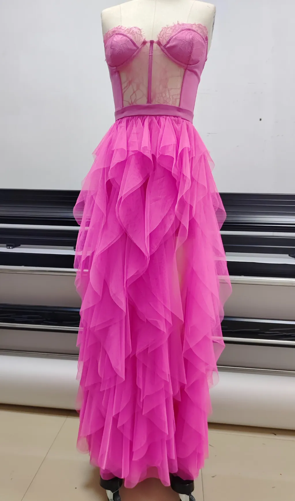 PINK STRAPLESS LACE PATCHWORK MESH MAXI DRESS Gloria Lanvin