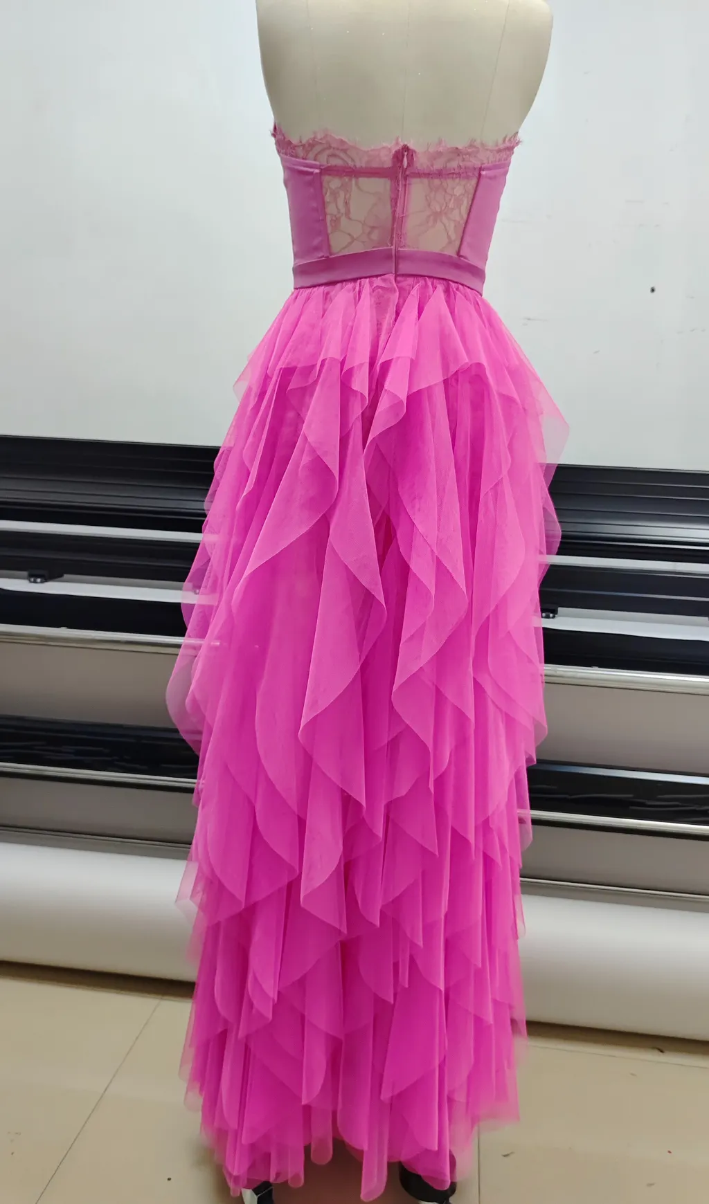 PINK STRAPLESS LACE PATCHWORK MESH MAXI DRESS Gloria Lanvin