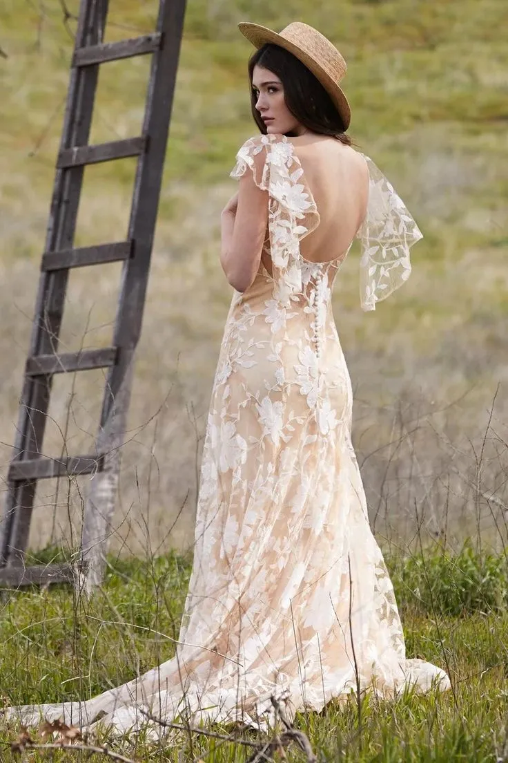 Selling Fast Willowby by Watters Seville Gown  Ends Soon!