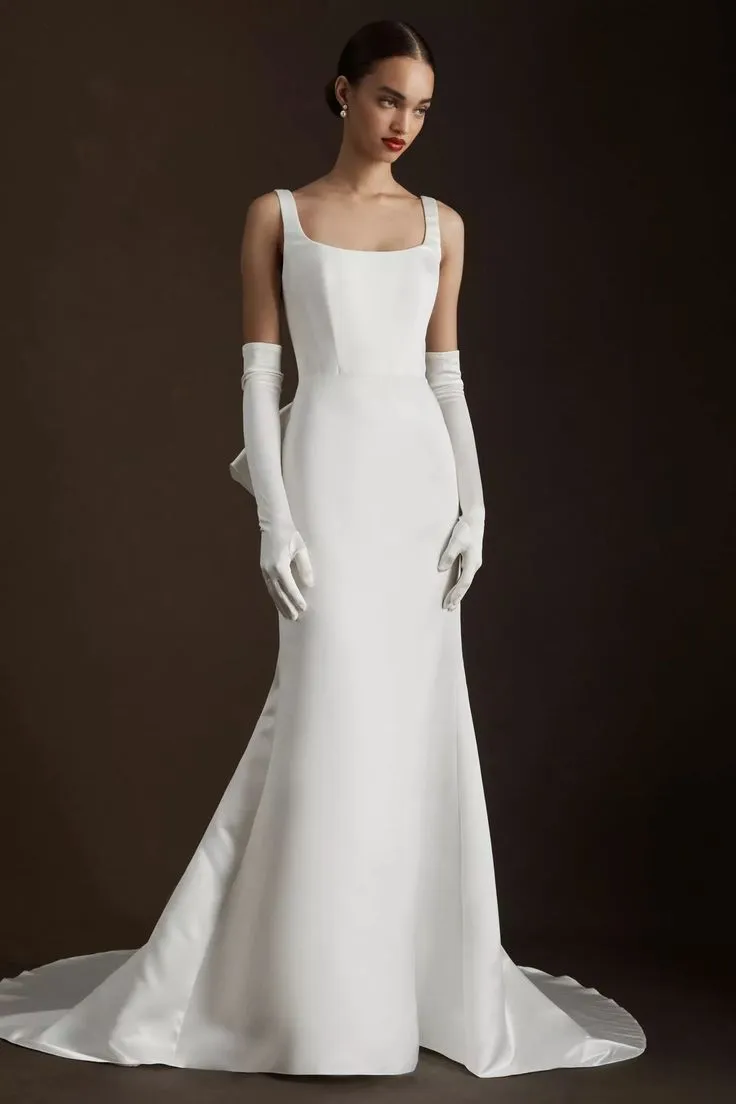 Top Rated Wtoo Lourdes Laurie Gown  Last Chance!