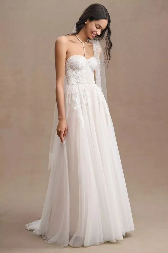 Trending Now Willowby by Watters Jaislyn Gown  Today Only!