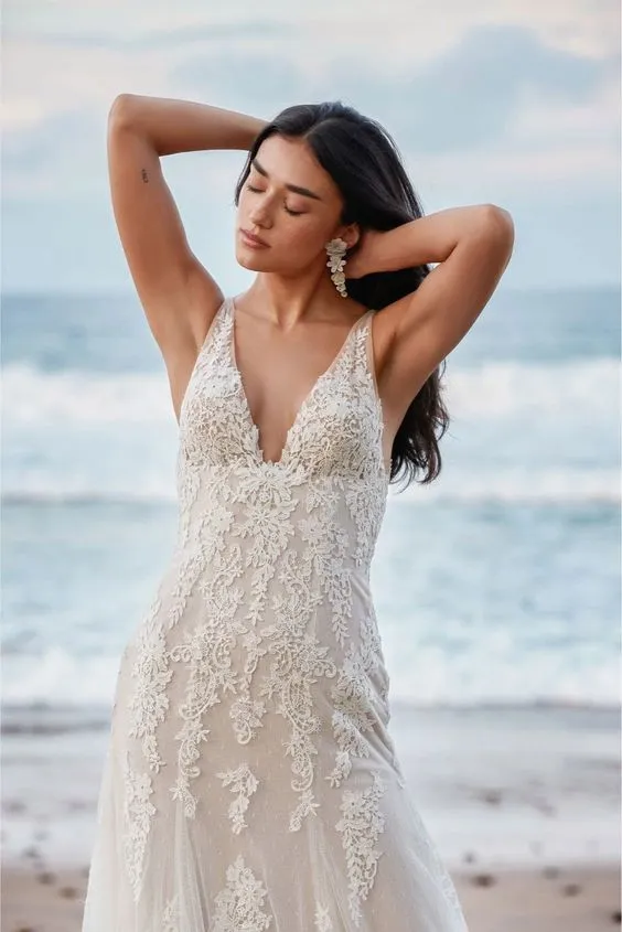 Trendy 2025 Willowby Kalie Gown  Last Few Pieces!